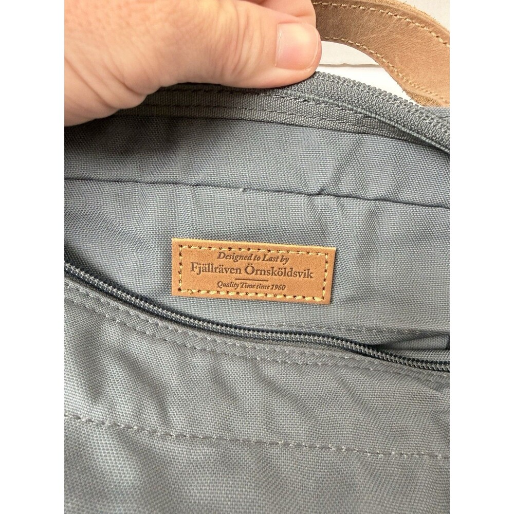 Fjällräven Totepack No. 1 Dusk Blue Gray G-1000 Convertible Tote Backpack - Picture 13 of 13